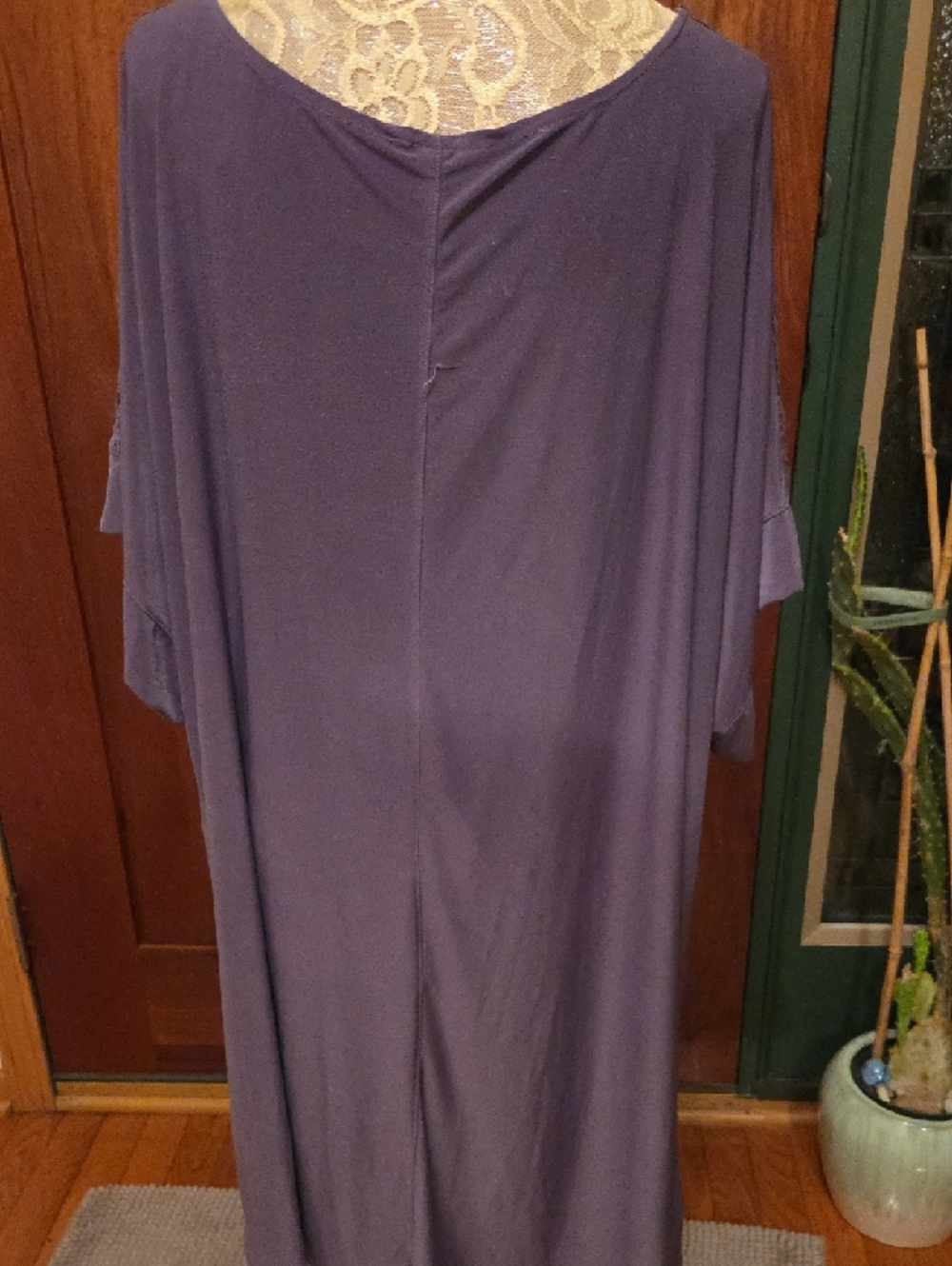 FREE with Purchase L/XL Women’s Purple Lace-Shoulder Sleep Gown - Picture 4 of 9